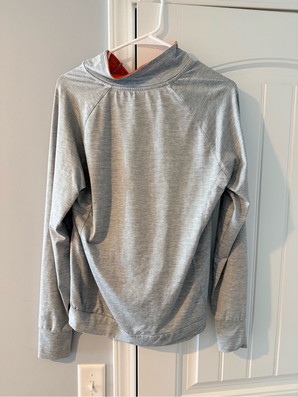 Syracuse University Colosseum Women's Gray Pullover Hoodie with Orange Trim - Picture 2 of 2